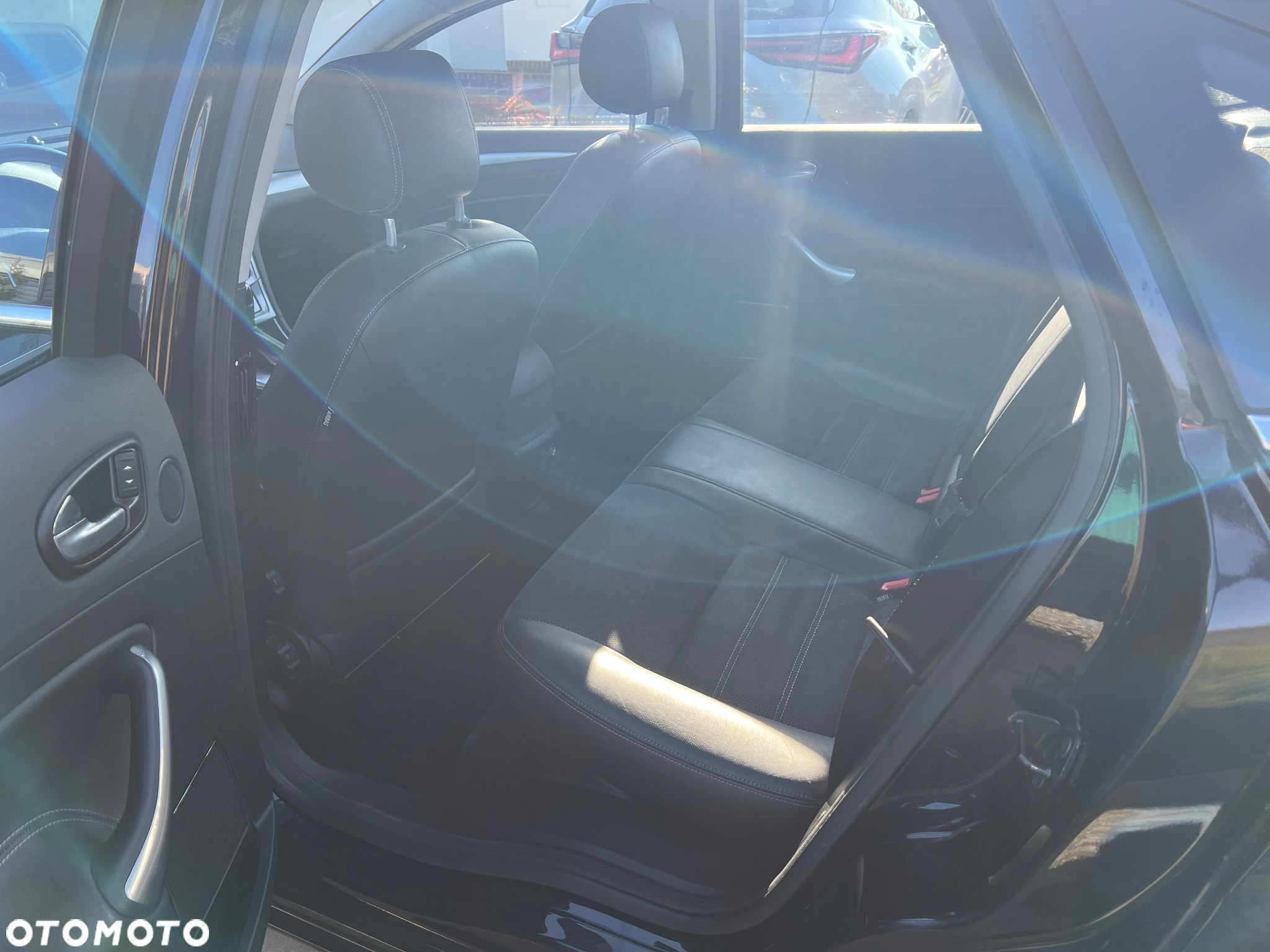 Ford Mondeo 2.3 Titanium - 8