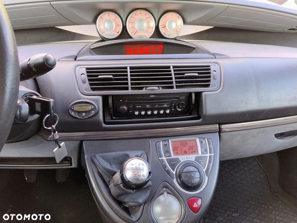 Citroën C8 2.0 HDi Confort - 12