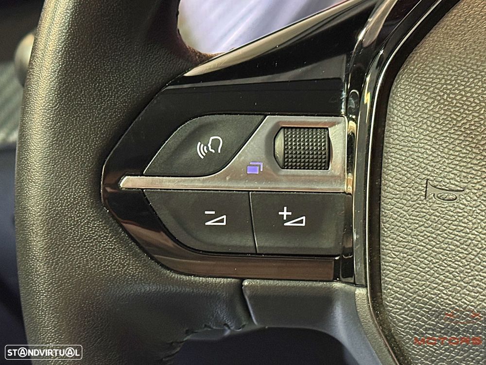 Peugeot 208 1.2 PureTech Like - 23