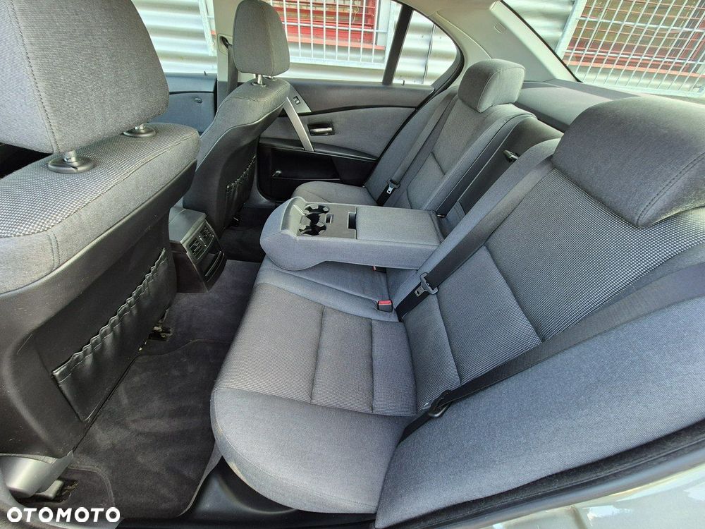 BMW Seria 5 - 16