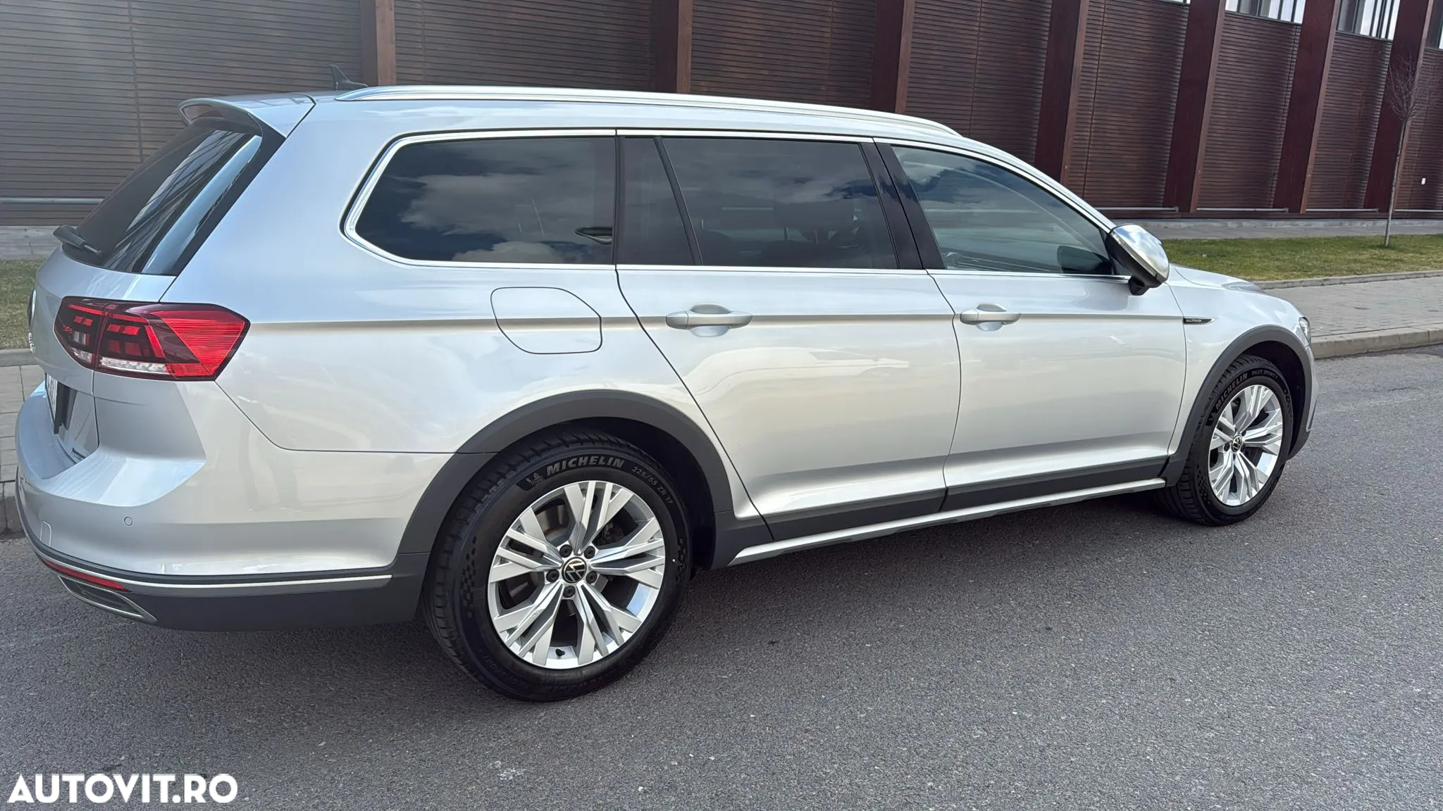 Volkswagen Passat Alltrack 2.0 TDI DSG 4Motion - 20