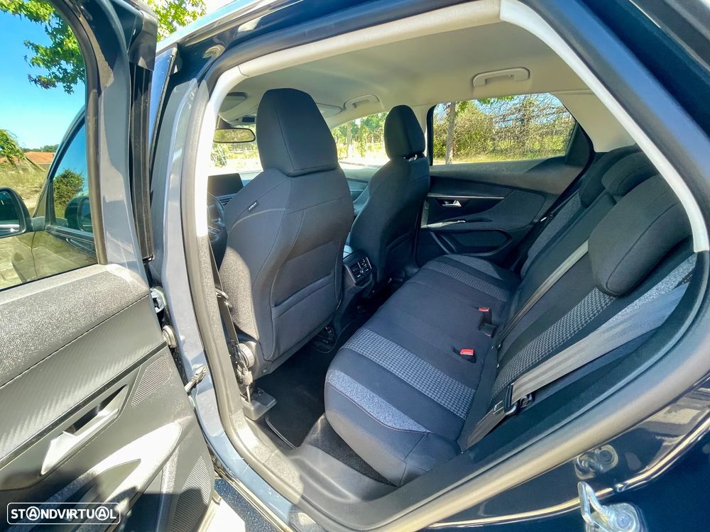 Peugeot 3008 1.6 BlueHDi Allure - 23