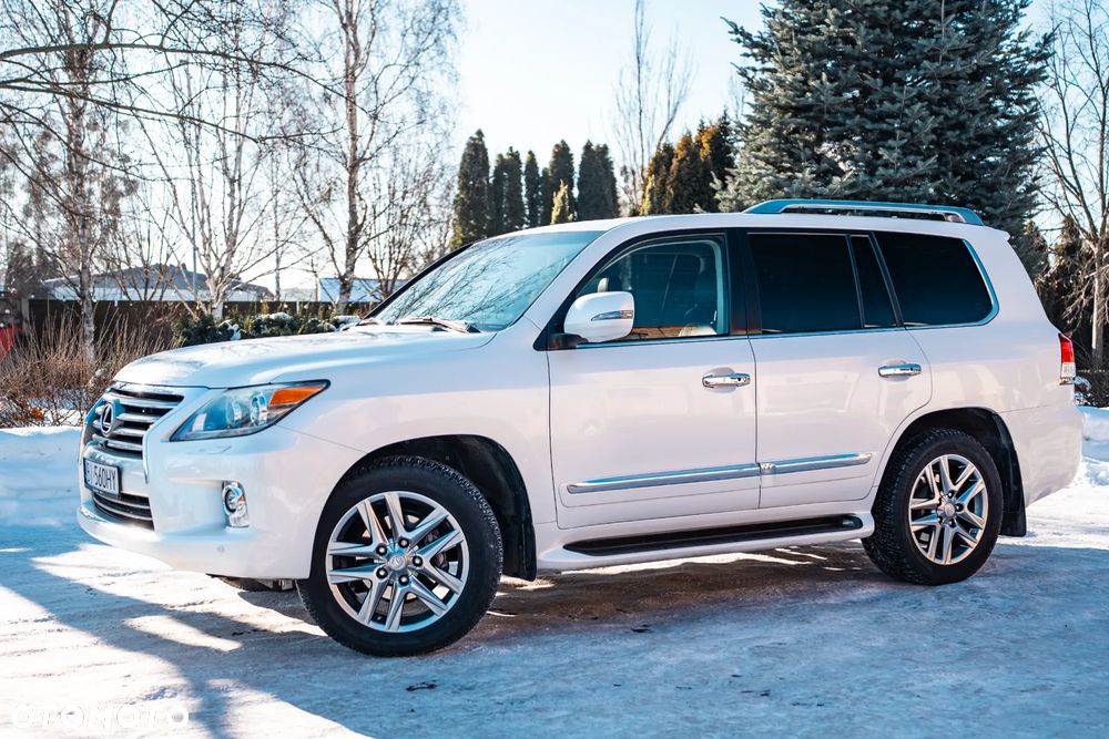 Lexus LX 570 Omotenashi - 3