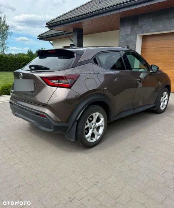 Nissan Juke 1.0 DIG-T N-Connecta DCT - 2