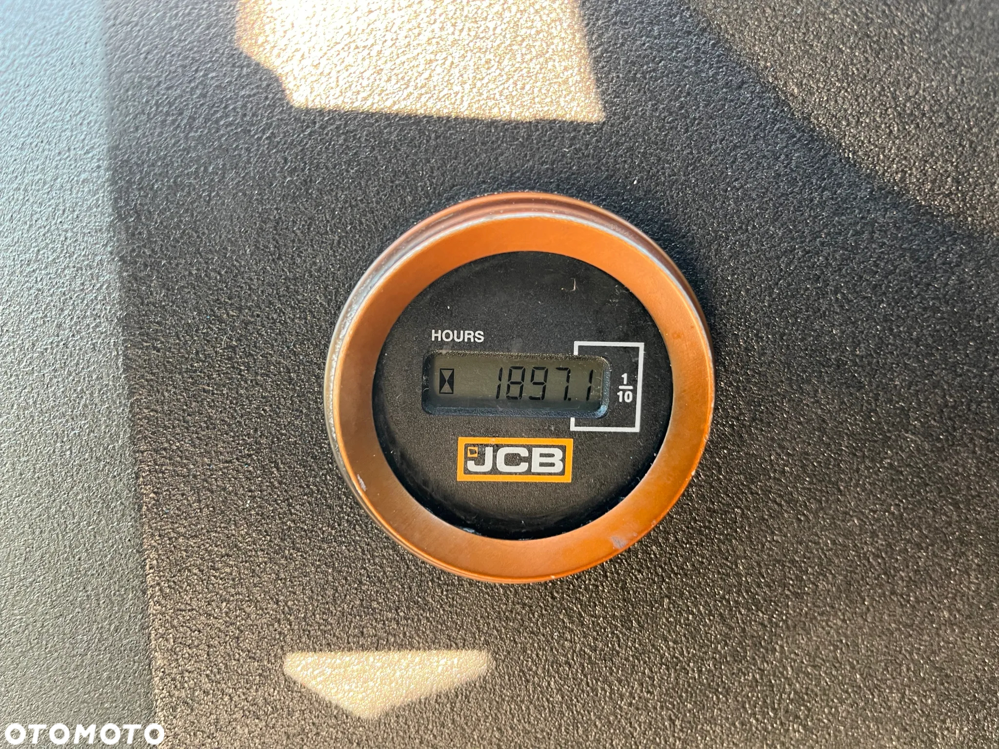 JCB 19C-1 - 15