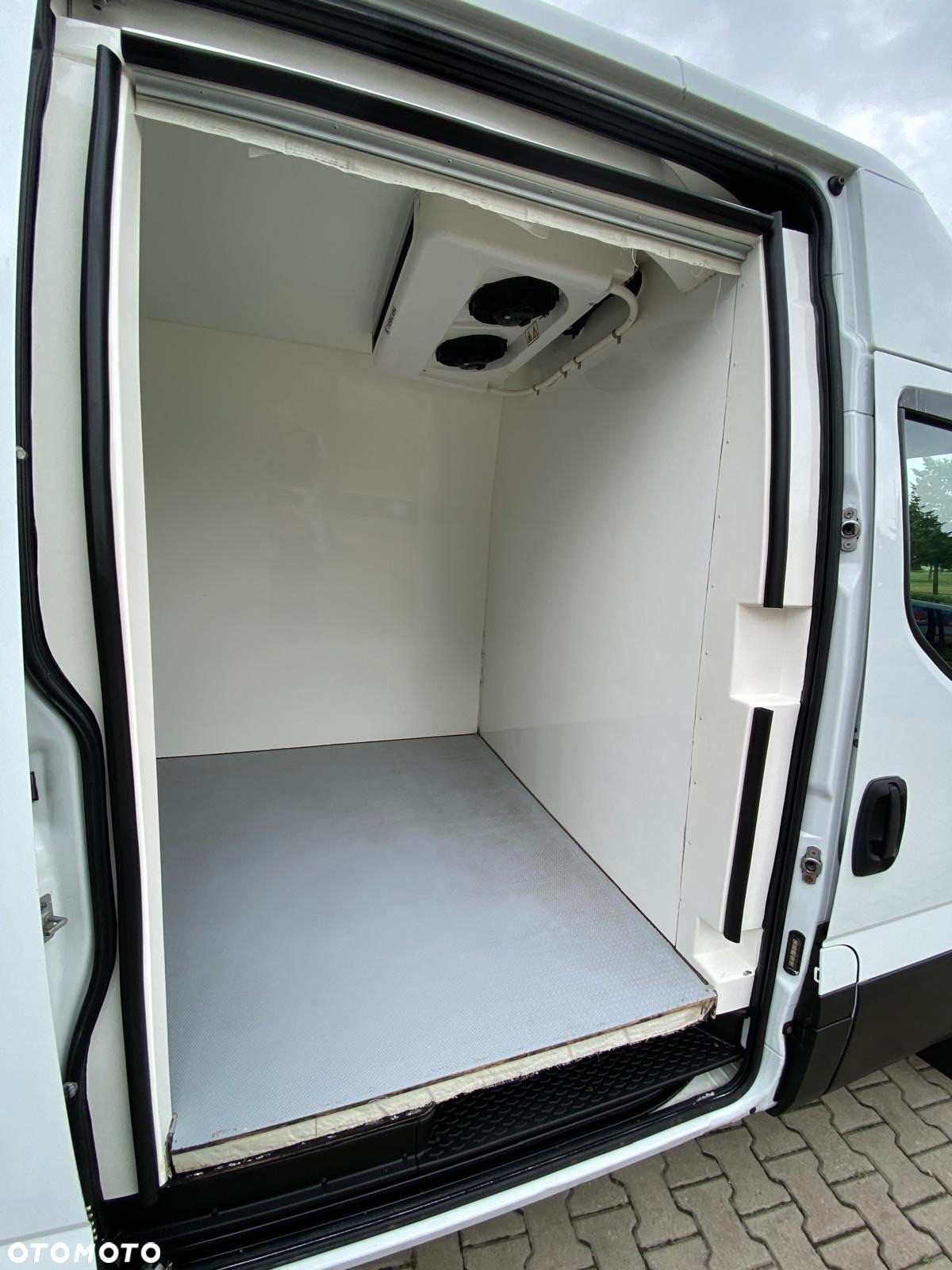 Iveco DAILY 35-140 HI-MATIC CHŁODNIA THERMO KING V200 MAX L2H2 - 27
