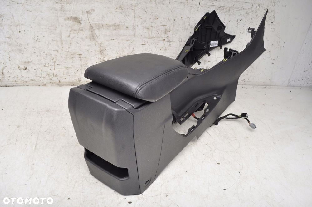 FORD FOCUS MK3 LIFT TUNEL ŚRODKOWY PODŁOKIETNIK - 9