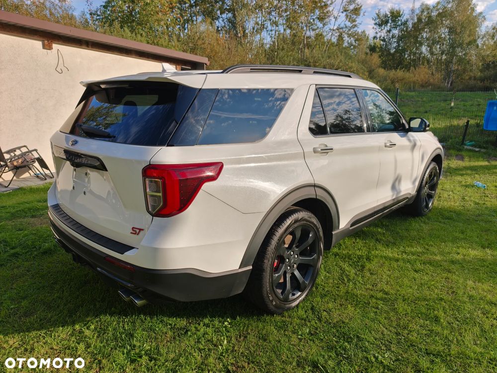 Ford Explorer - 3