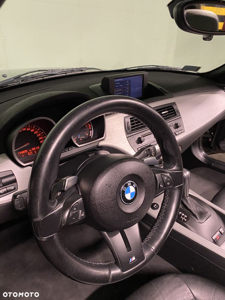 BMW Z4 3.0si - 8