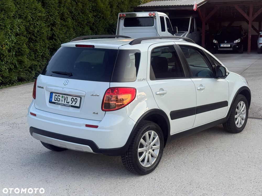 Suzuki SX4 1.6 VVT 4x4 Style - 19