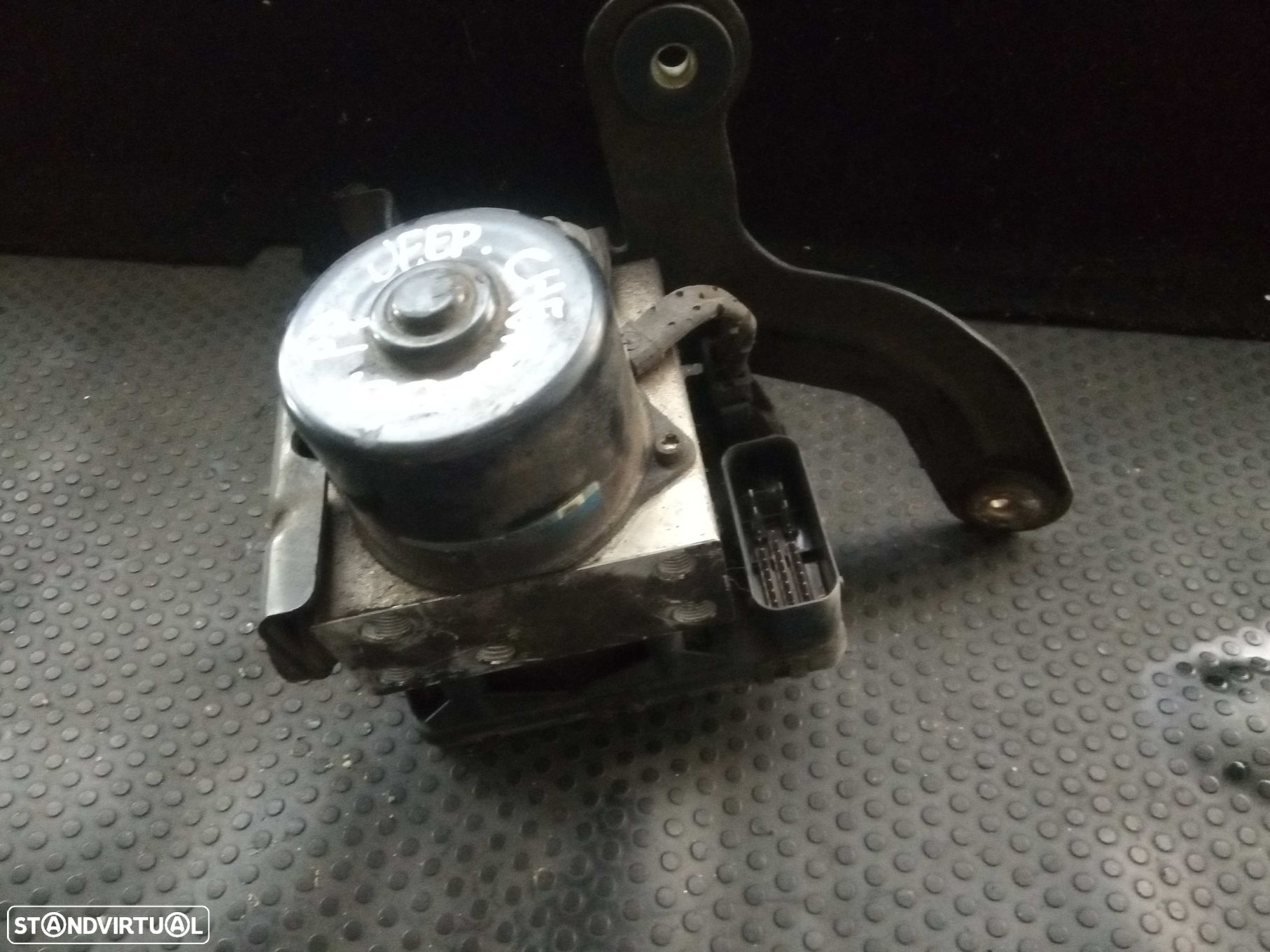 Abs  Jeep Grand Cherokee Ii (Wj, Wg) - 2