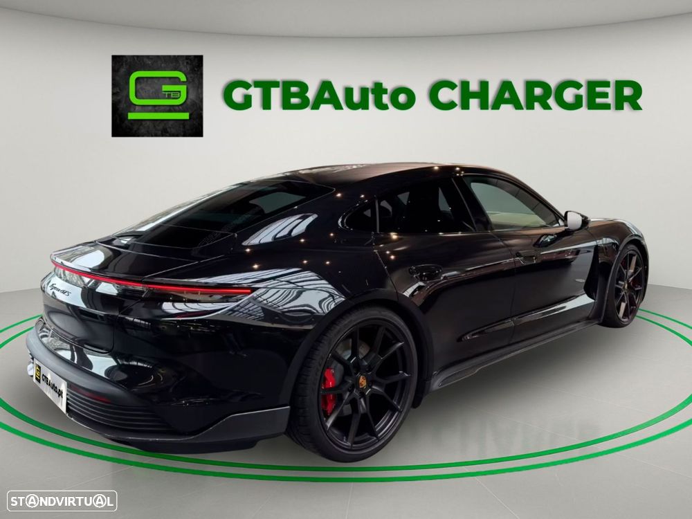 Porsche Taycan - 21