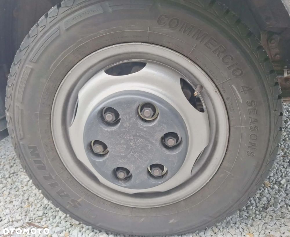 Mitsubishi Fuso Canter - 4