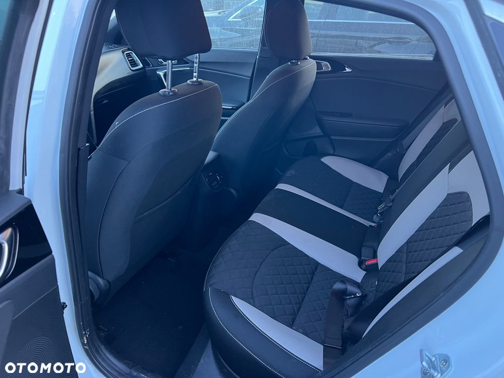 Kia Ceed 1.6 CRDi Edition 7 - 6