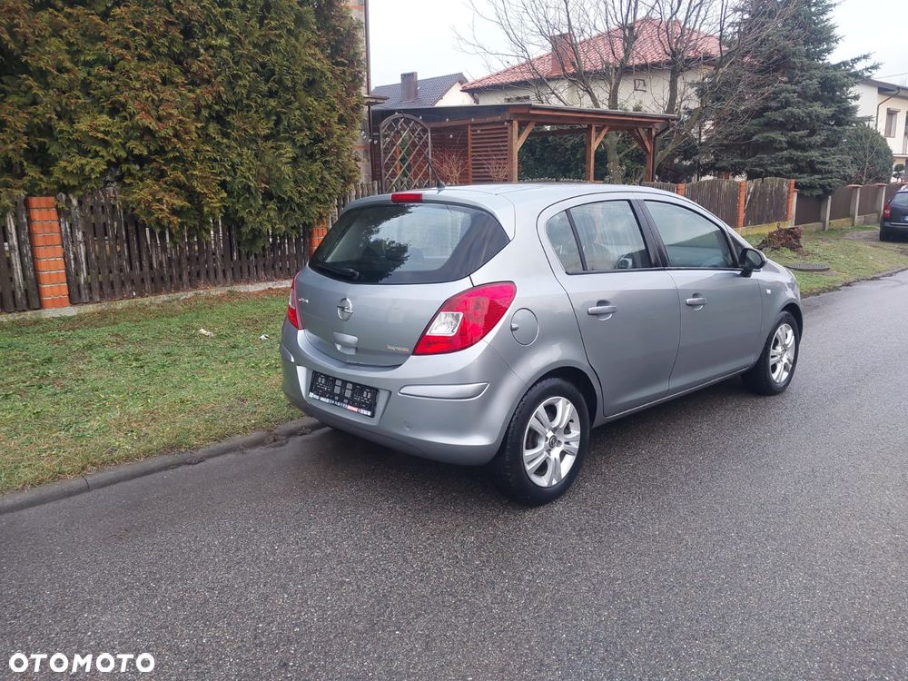 Opel Corsa - 4