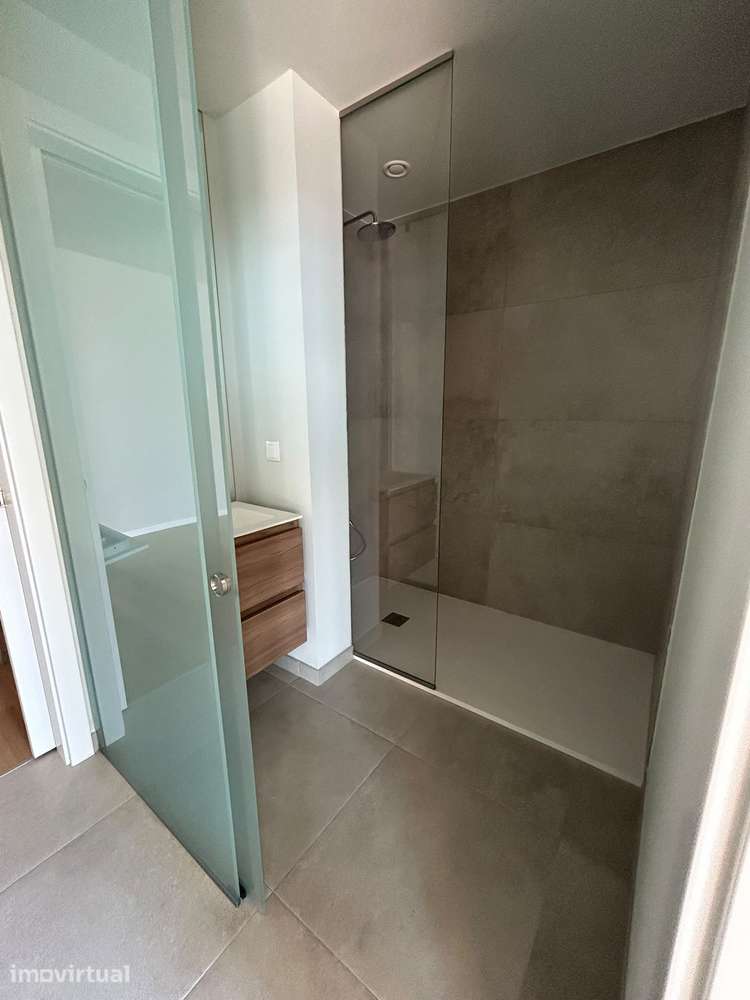 Apartamento T1+1 de Luxo A Estrear (81 m²) | Último Andar com Varanda - Grande imagem: 5/40