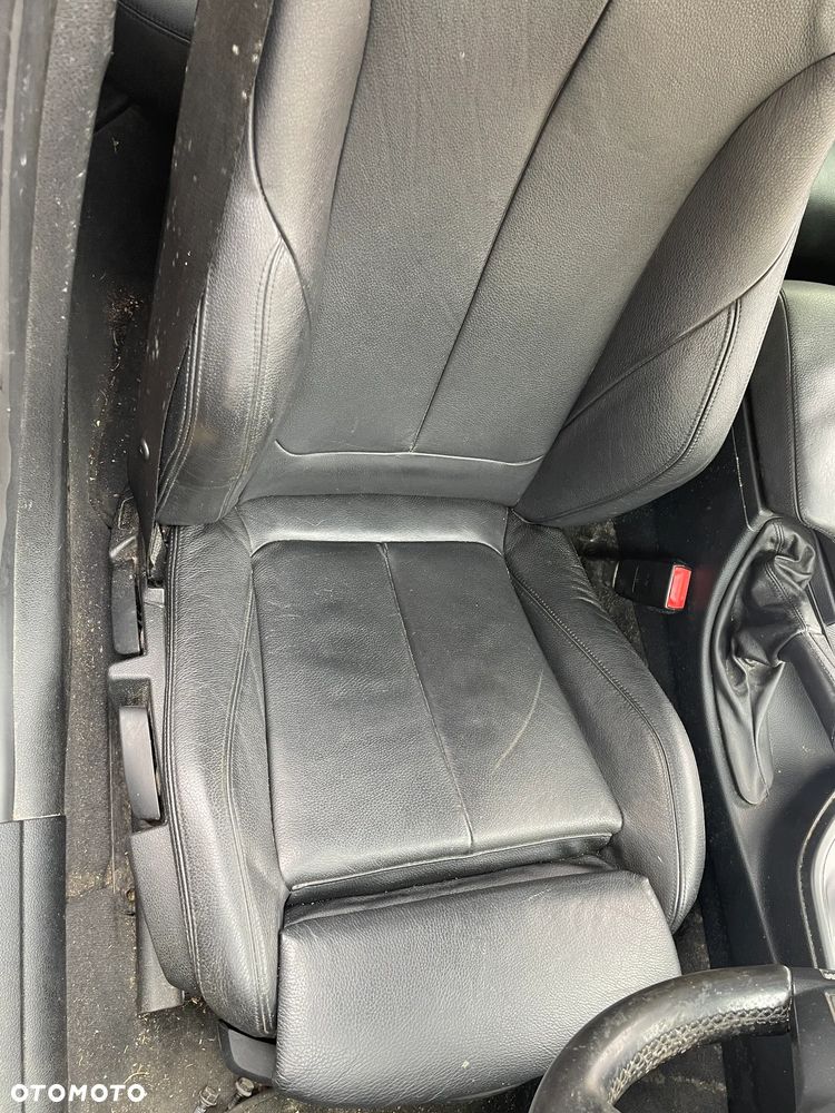 Fotele kanapa boczki bmw F30 skóra M pakiet podgrzewane - 6