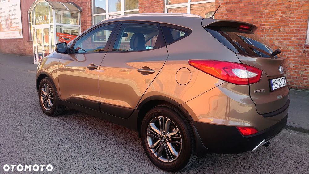 Hyundai ix35 1.6 2WD Fifa World Cup Edition - 4