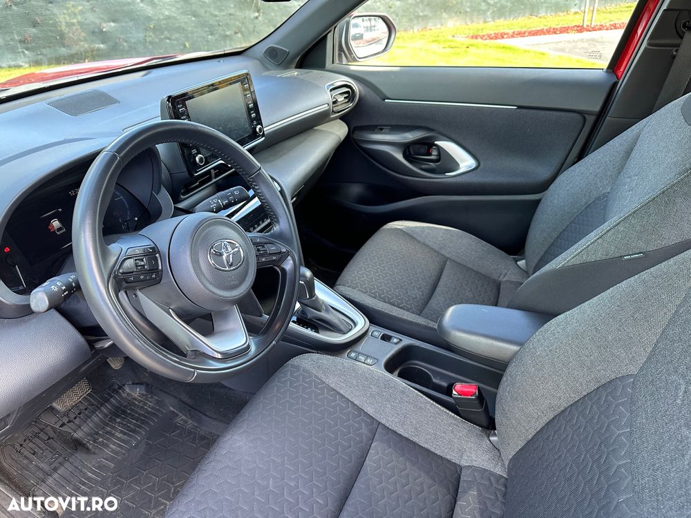 Toyota Yaris Cross - 6