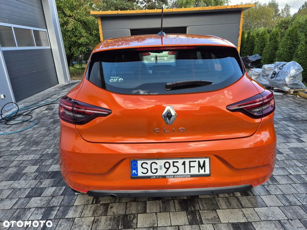 Renault Clio - 6