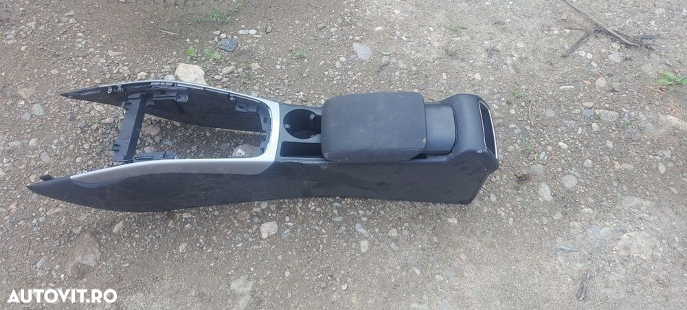 Cotiera Audi A4 B8 cu material - 1