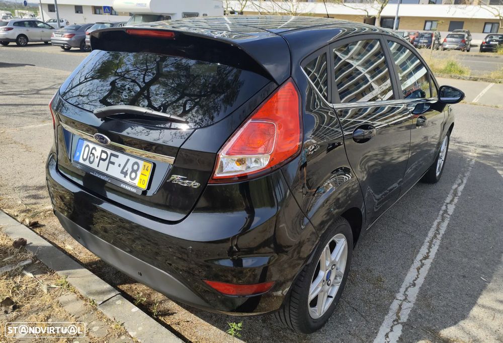 Ford Fiesta 1.5 TDCi Titanium - 6