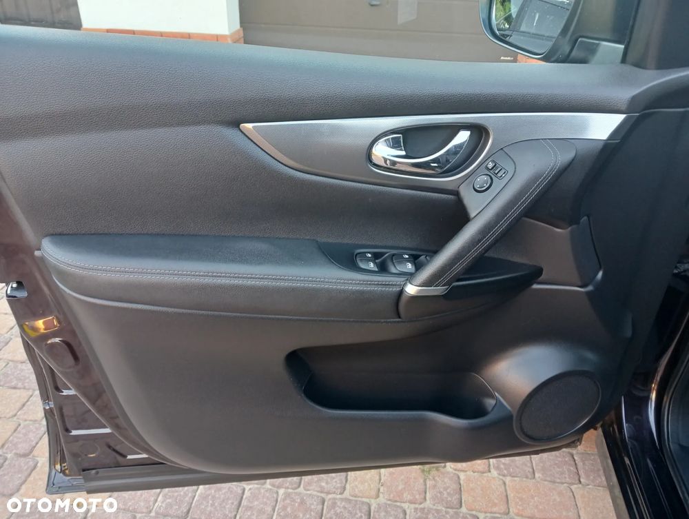 Nissan Qashqai 1.6 DIG-T Tekna+ - 16