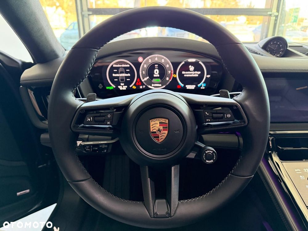Porsche Panamera - 17