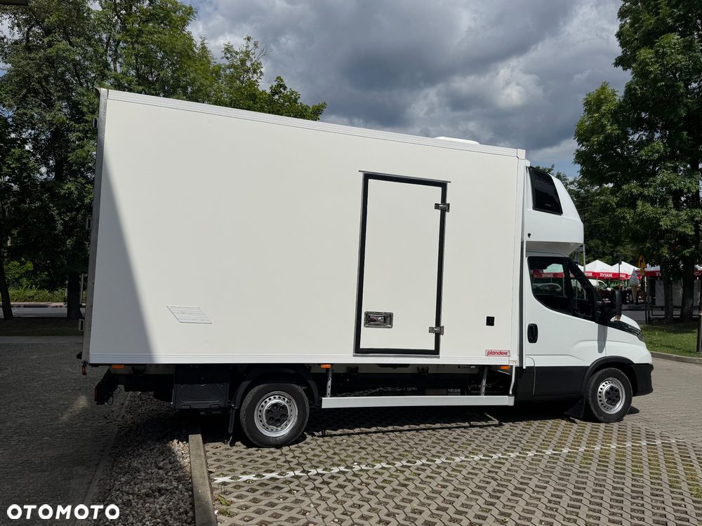 Iveco DAILY 35 180 HI MATIC / MANULA / AUTOMAT / MULTI TEMPERATURA / 8 PALET / MROZNIA - 33