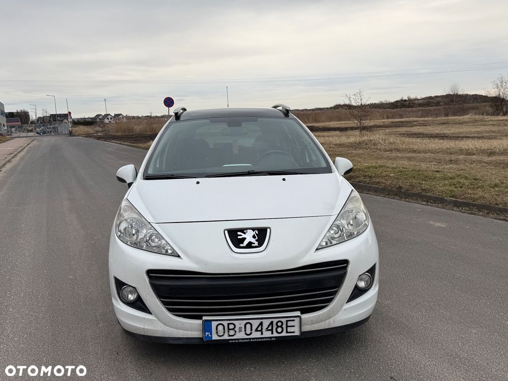 Peugeot 207 - 9