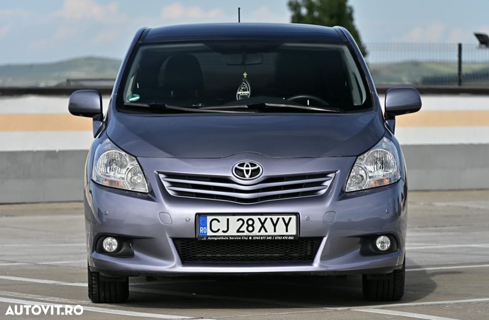 Toyota Verso 1.8 Valvematic Luna - 25