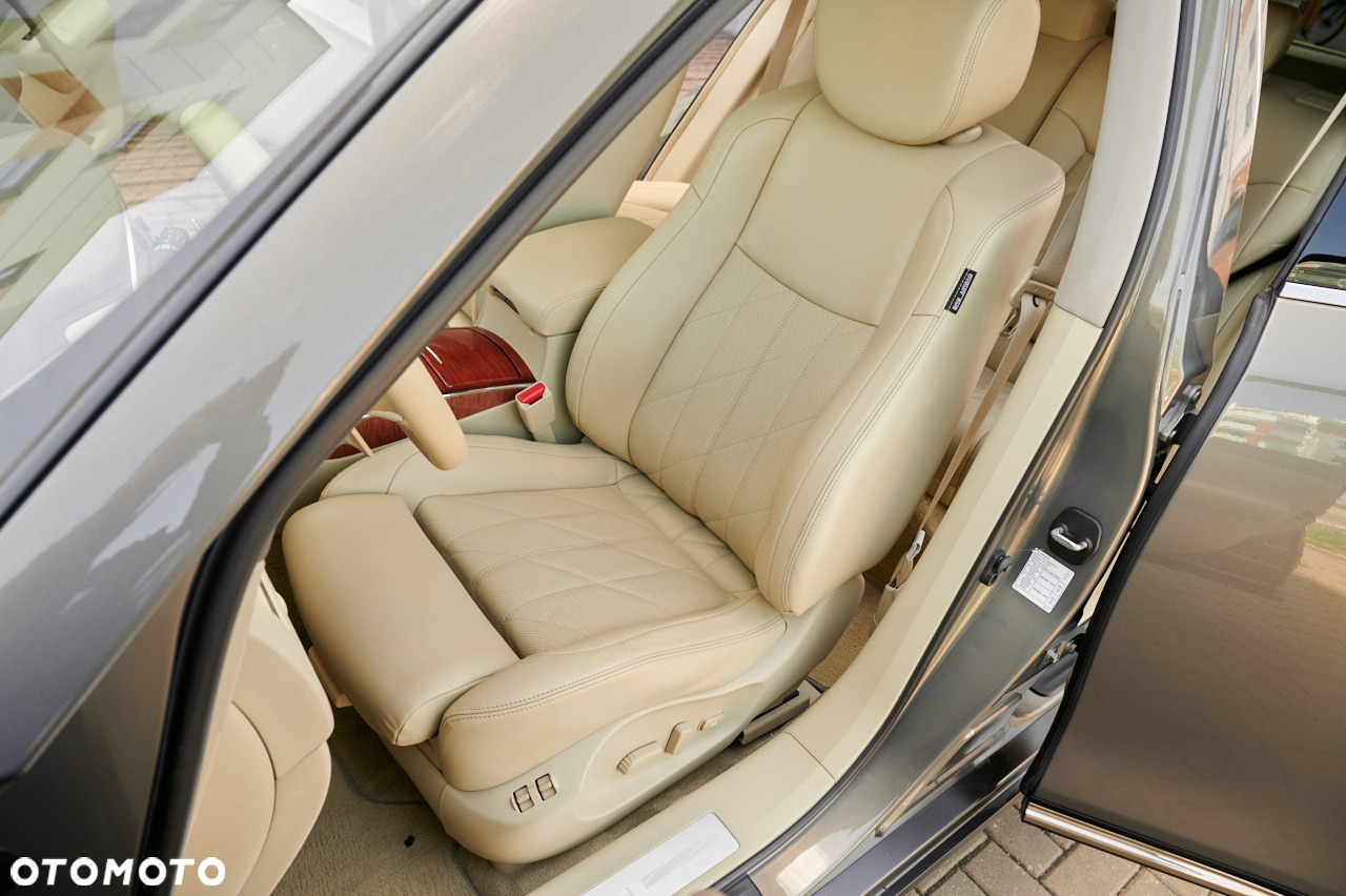 Infiniti QX70 3.0d S - 27