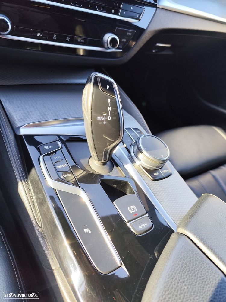 BMW 320 d Touring Pack M Auto - 17