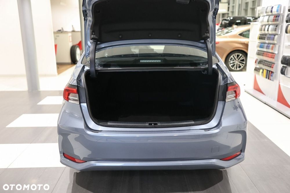 Toyota Corolla - 12