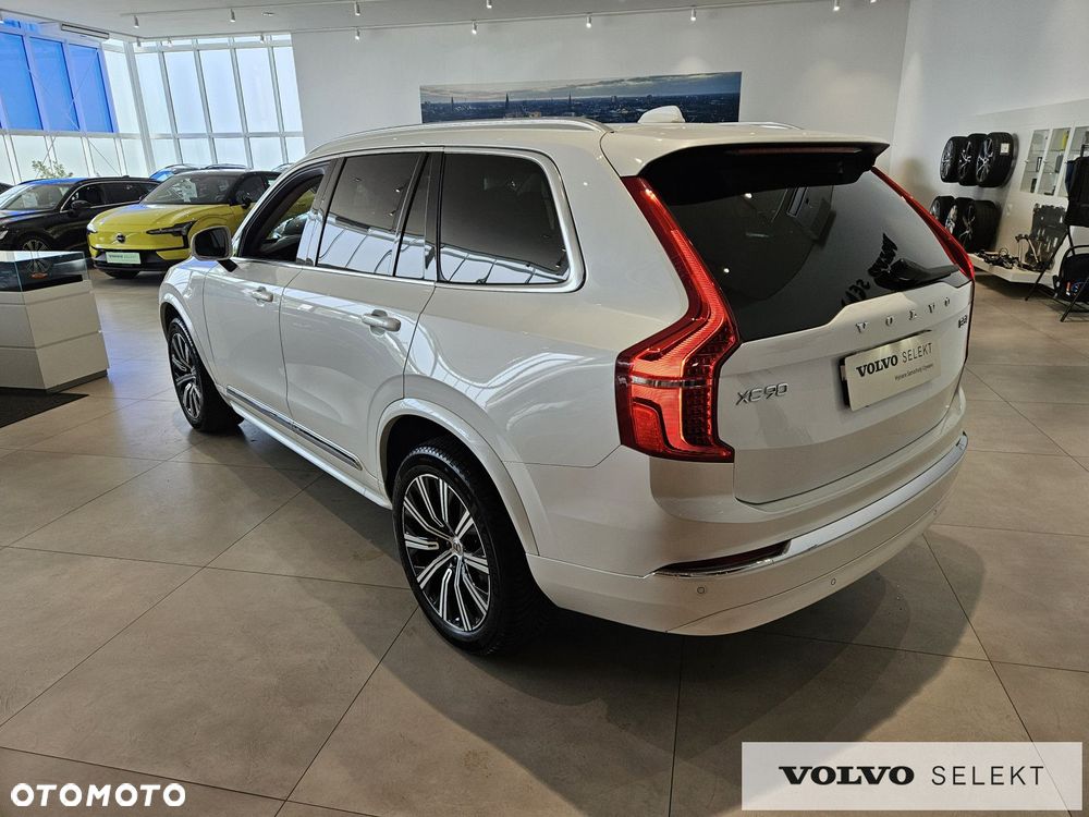 Volvo XC 90 - 8