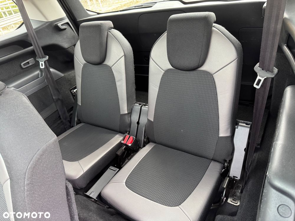 Citroën C4 Grand Picasso BlueHDi 120 EAT6 Exclusive - 11