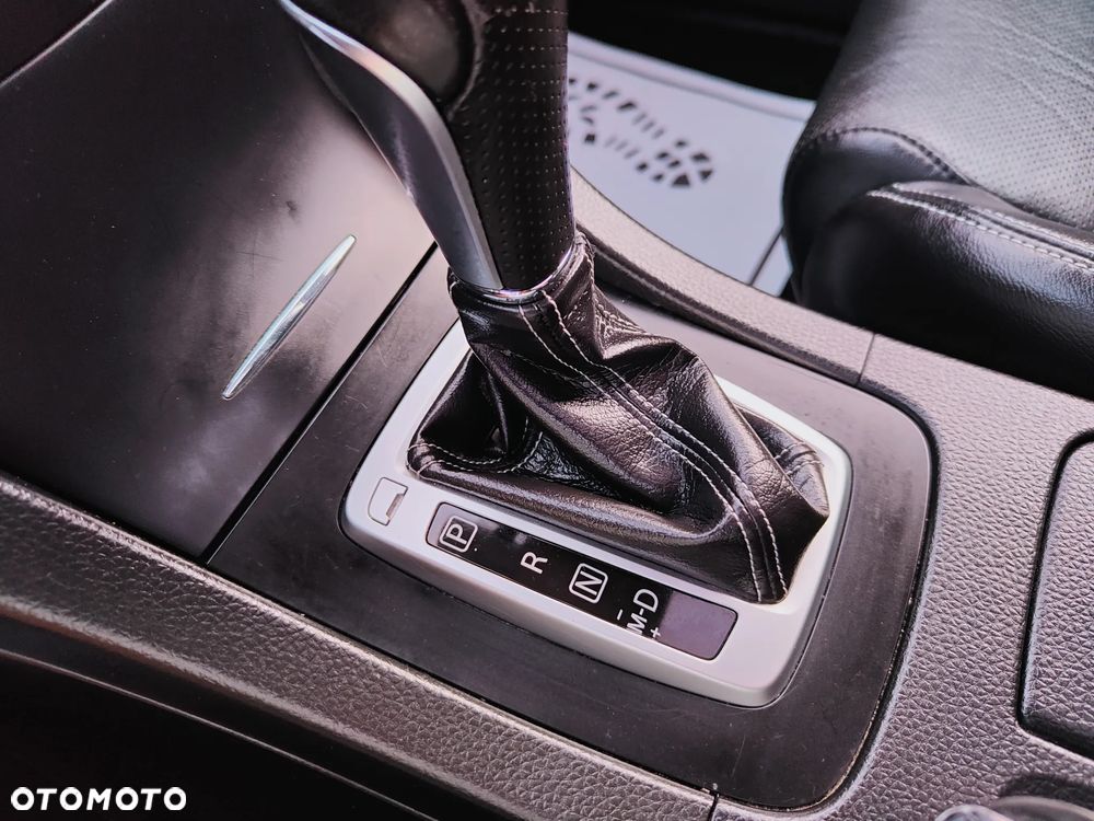 Suzuki Kizashi 2.4 4x4 CVT Sport - 31
