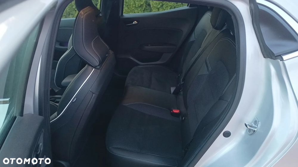 Renault Clio TCe 100 INTENS - 30