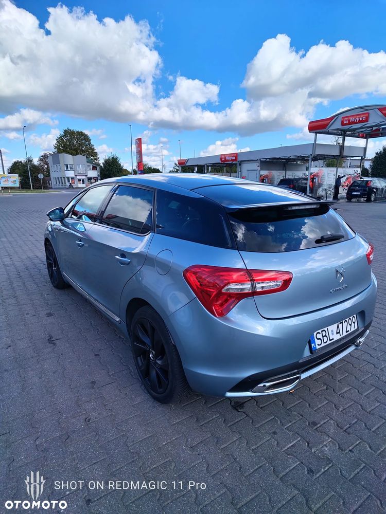 Citroën DS5 2.0 HDi SportChic - 3