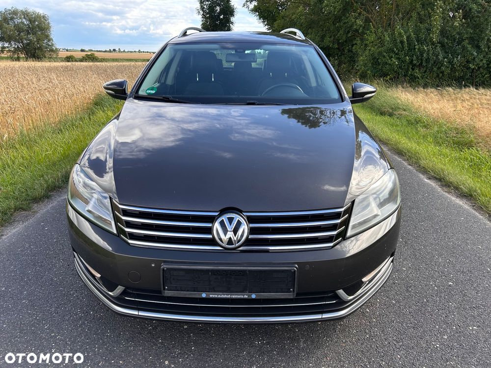 Volkswagen Passat 2.0 TDI DPF DSG Comfortline - 2