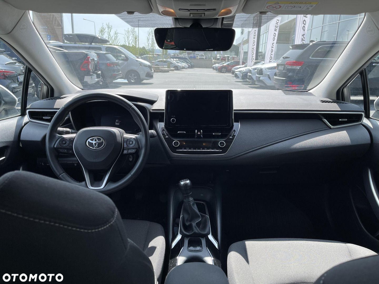 Toyota Corolla - 10