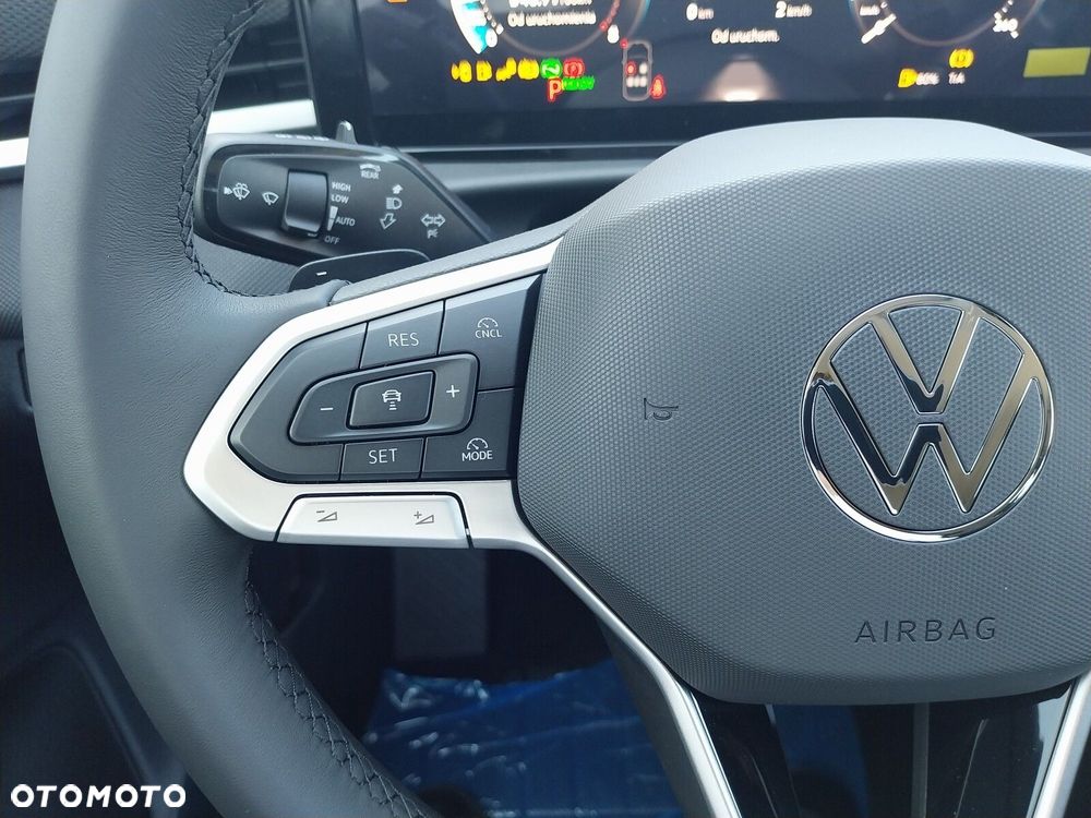 Volkswagen T-Roc 1.5 eTSI Life DSG - 9
