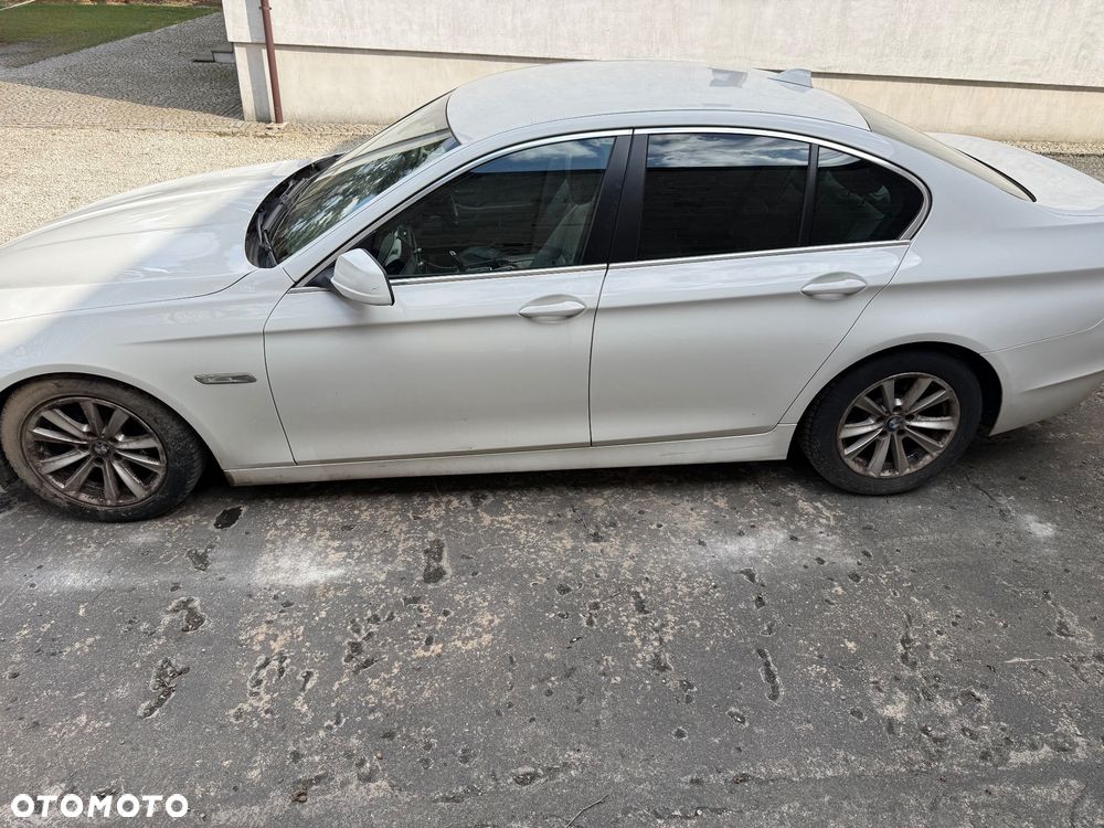 BMW Seria 5 520d - 6