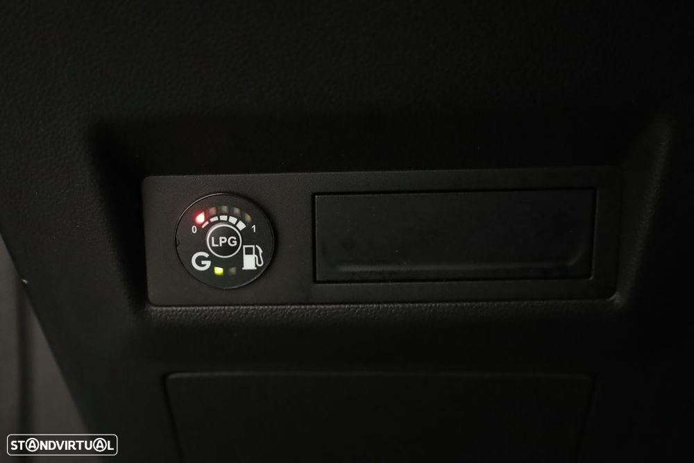 Renault Captur 1.0 TCe Techno Bi-Fuel - 21