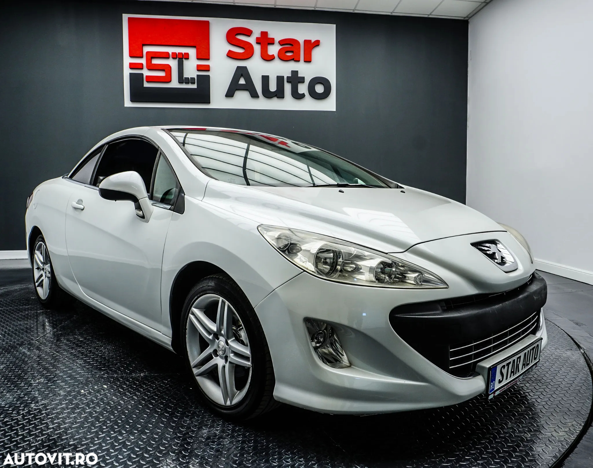 Peugeot 308 CC 2.0 HDI Premium Pack - 4
