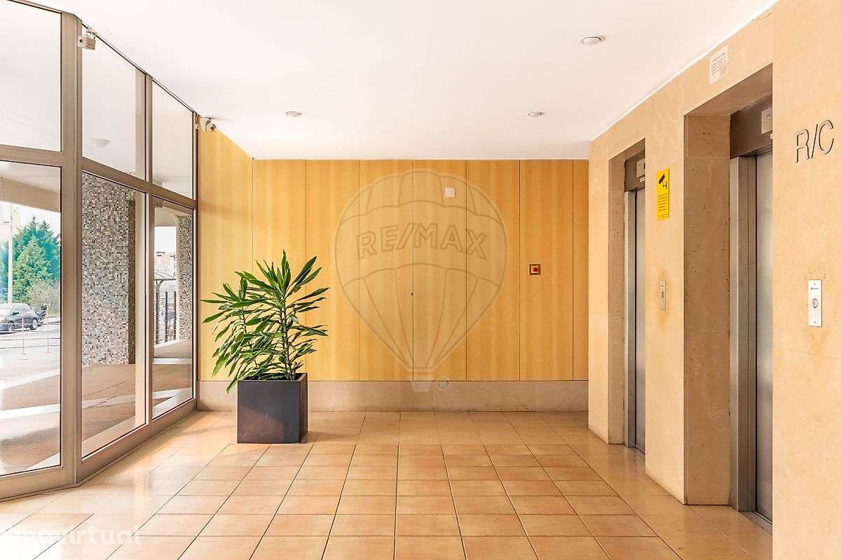 Apartamento T1 para arrendamento - Grande imagem: 2/21