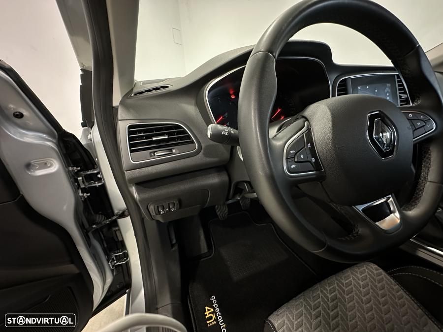 Renault Mégane Sport Tourer 1.5 Blue dCi Limited C/PM+Pneu - 19