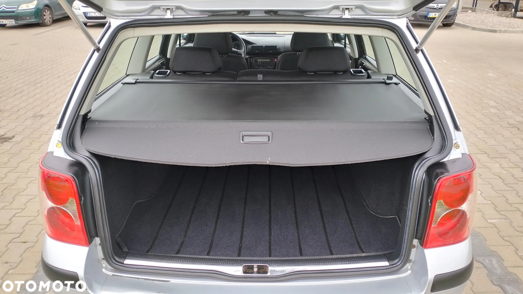 Volkswagen Passat - 22