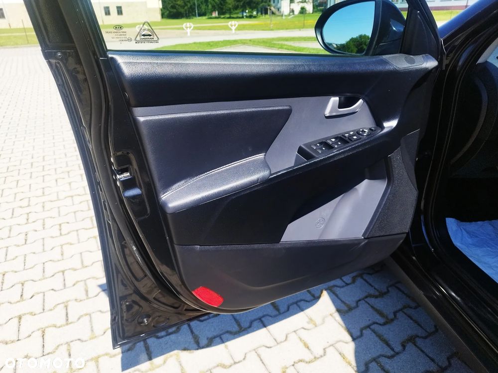 Kia Sportage 2.0 CVVT 4WD Vision - 17