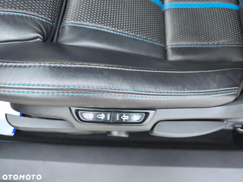 Opel Astra IV GTC OPC - 24